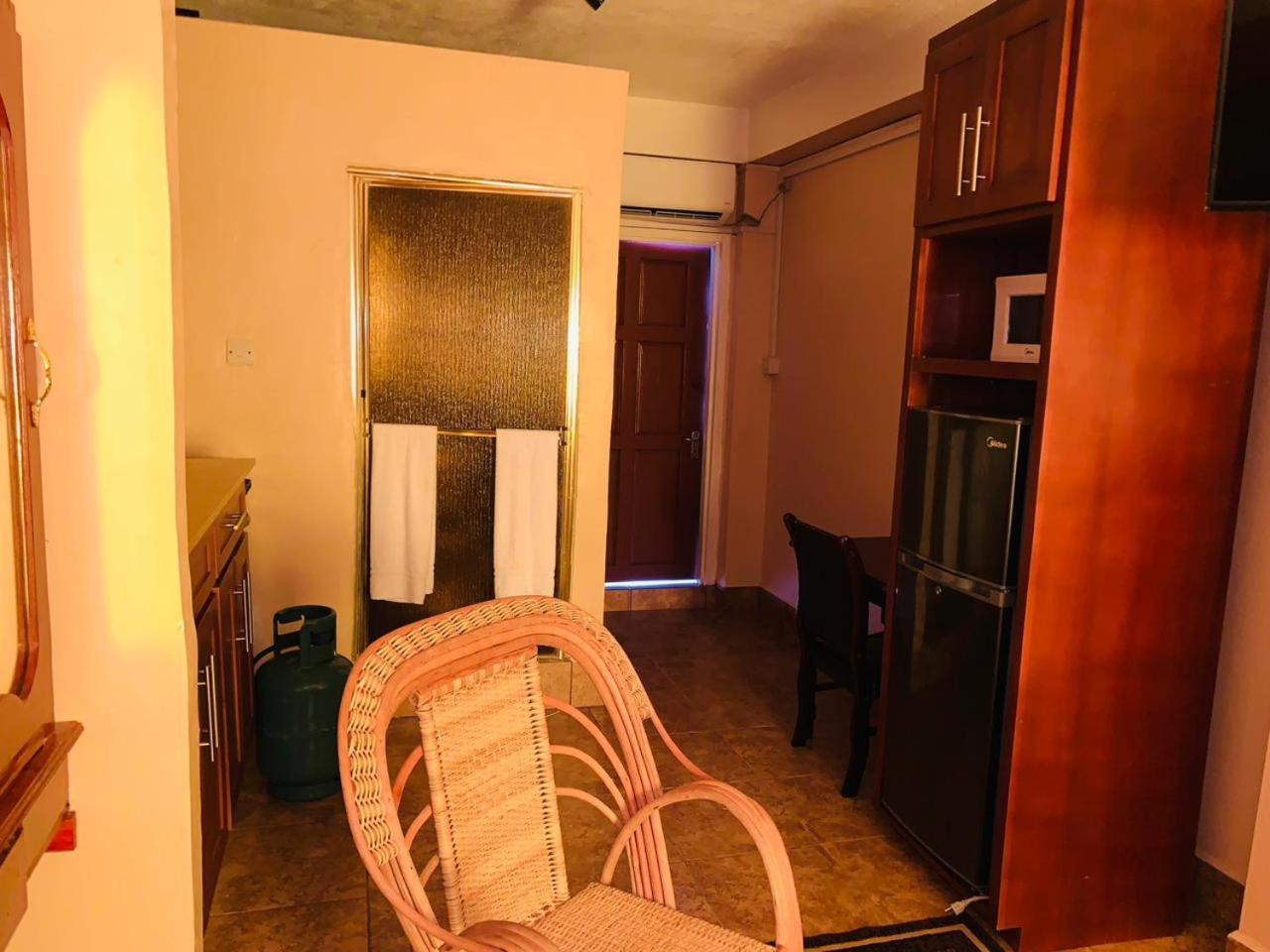 Secret Villa Джорджтаун Екстериор снимка